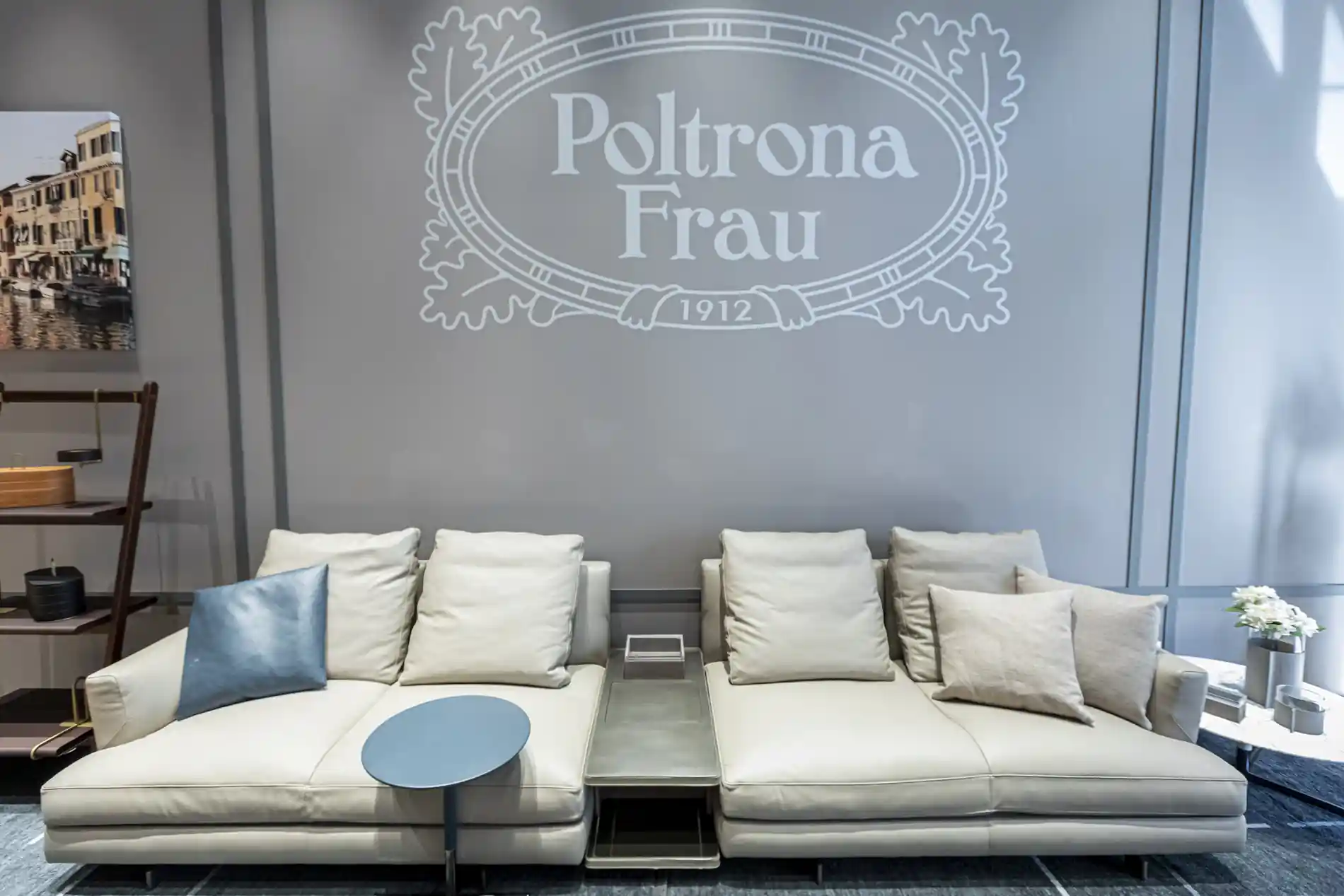 Showroom Poltrona Frau Casablanca